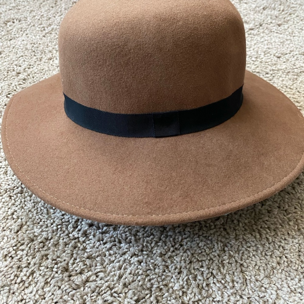 Doeskin Felt 100% Wool Tan Made In The USA Hollman Hat Co.